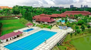 swimming lesson in bukit kiara
