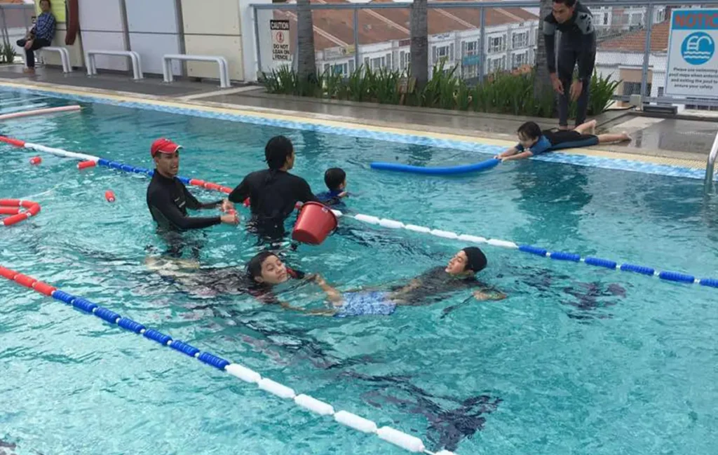 Children learning water safety at DSA